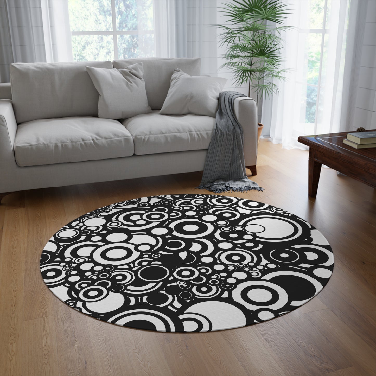 Layered Black and White Circles Round Rug